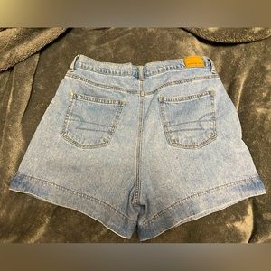 American Eagle Mom Shorts